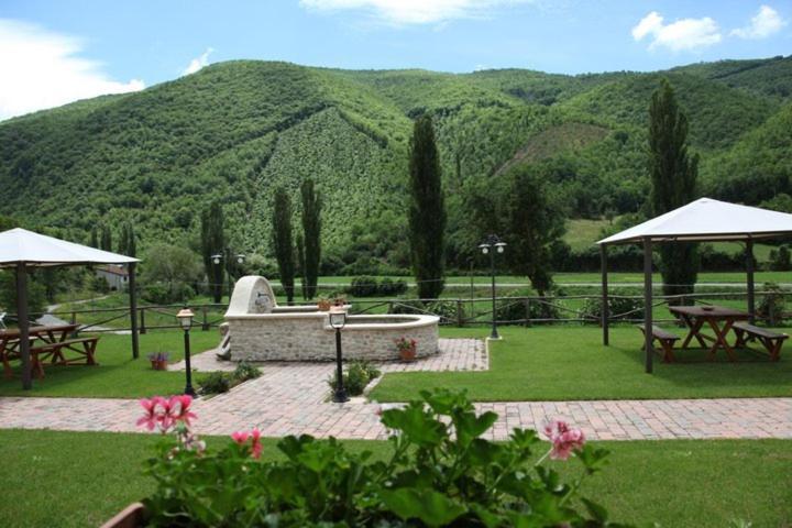 Azienda Agrituristica La Valle Del Sambuco Norcia Exterior photo